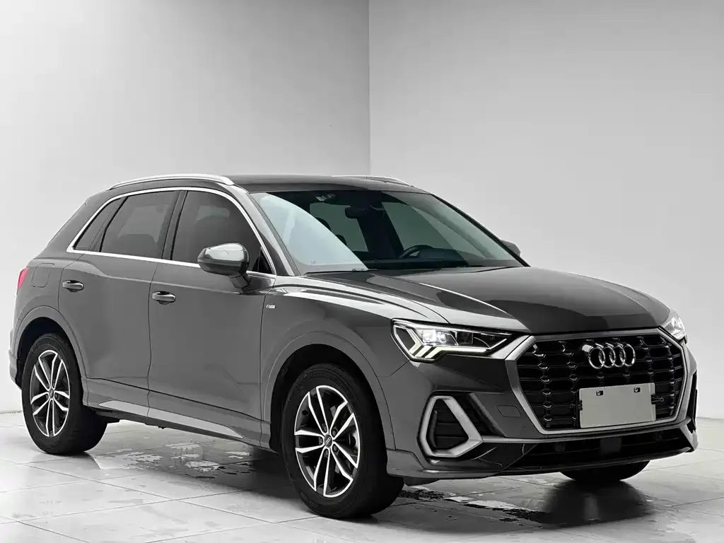 Audi Q3 — фото 3
