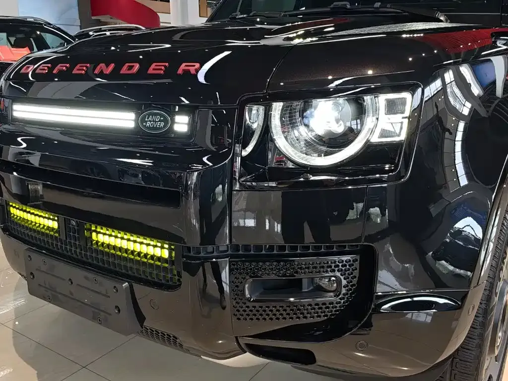 Land Rover Defender — фото 5