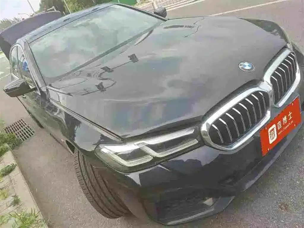 BMW 5 Series — фото 6