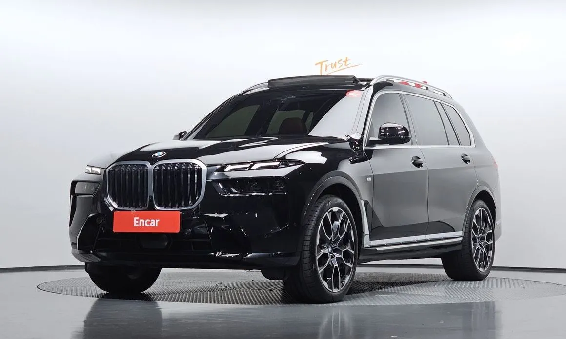 BMW X7 — фото 1