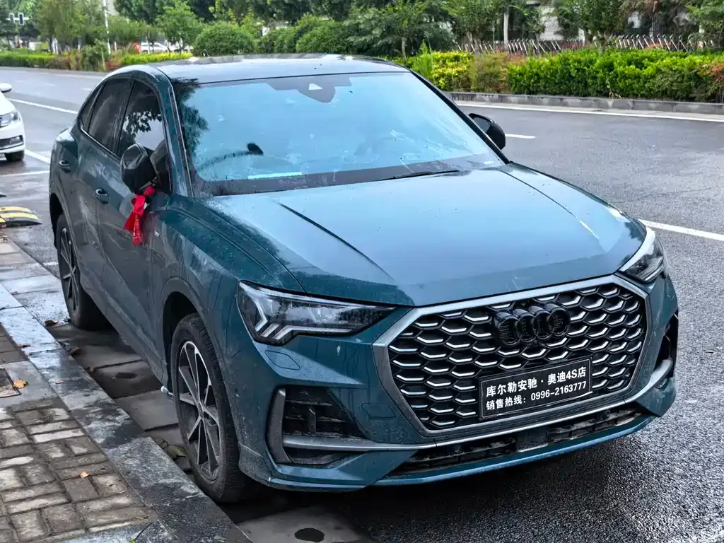 Audi Q3 Sportback — фото 8