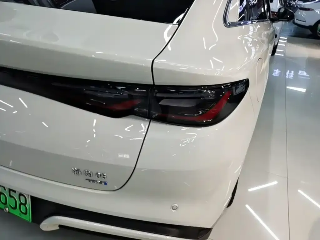 BYD Seal 06 — фото 10