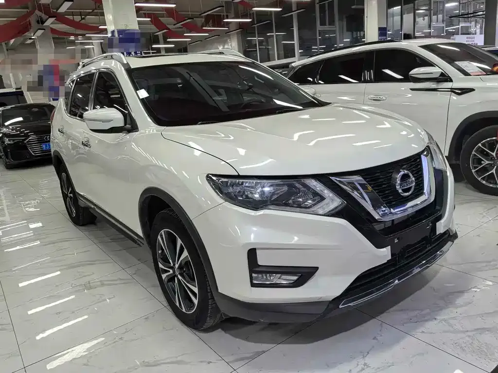 Nissan X-Trail — фото 6