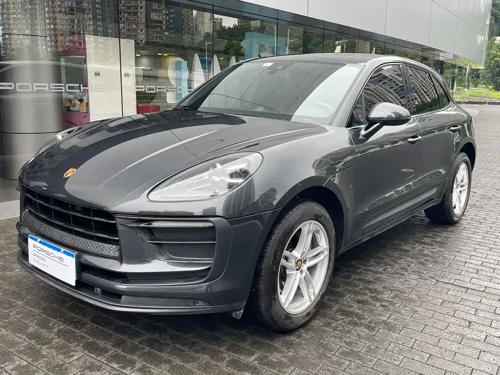 Porsche Macan — фото 1