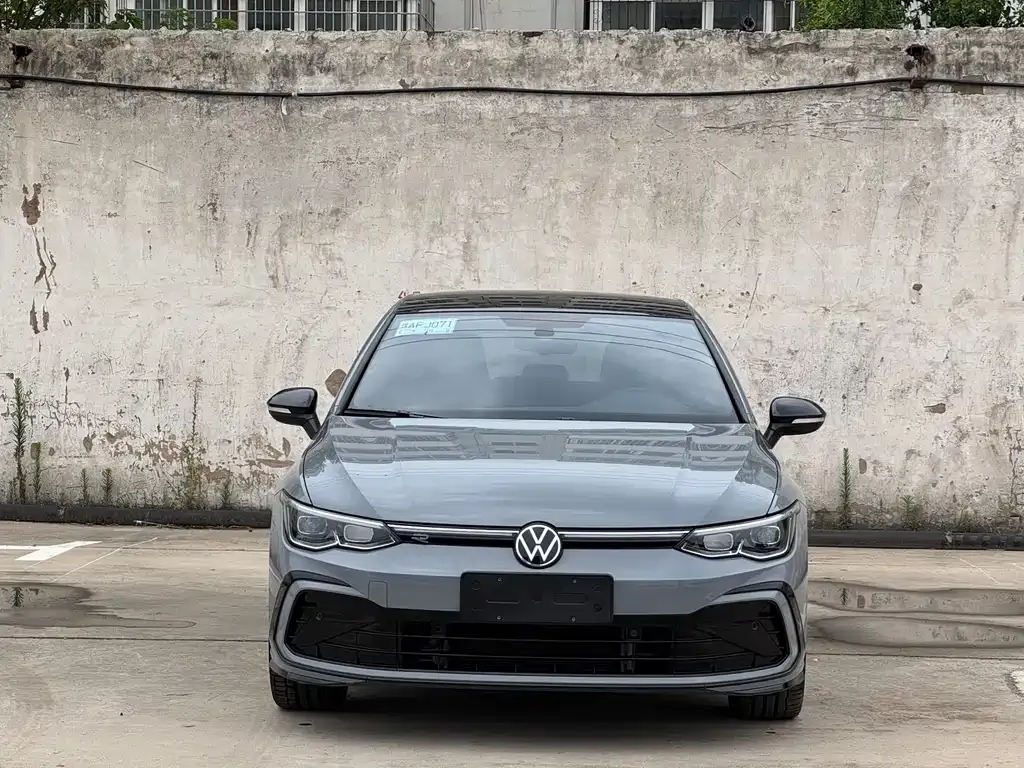 Volkswagen Golf — фото 8