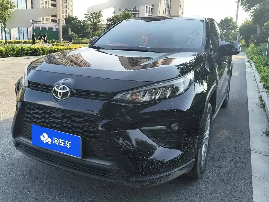 Toyota Wildlander — фото 1