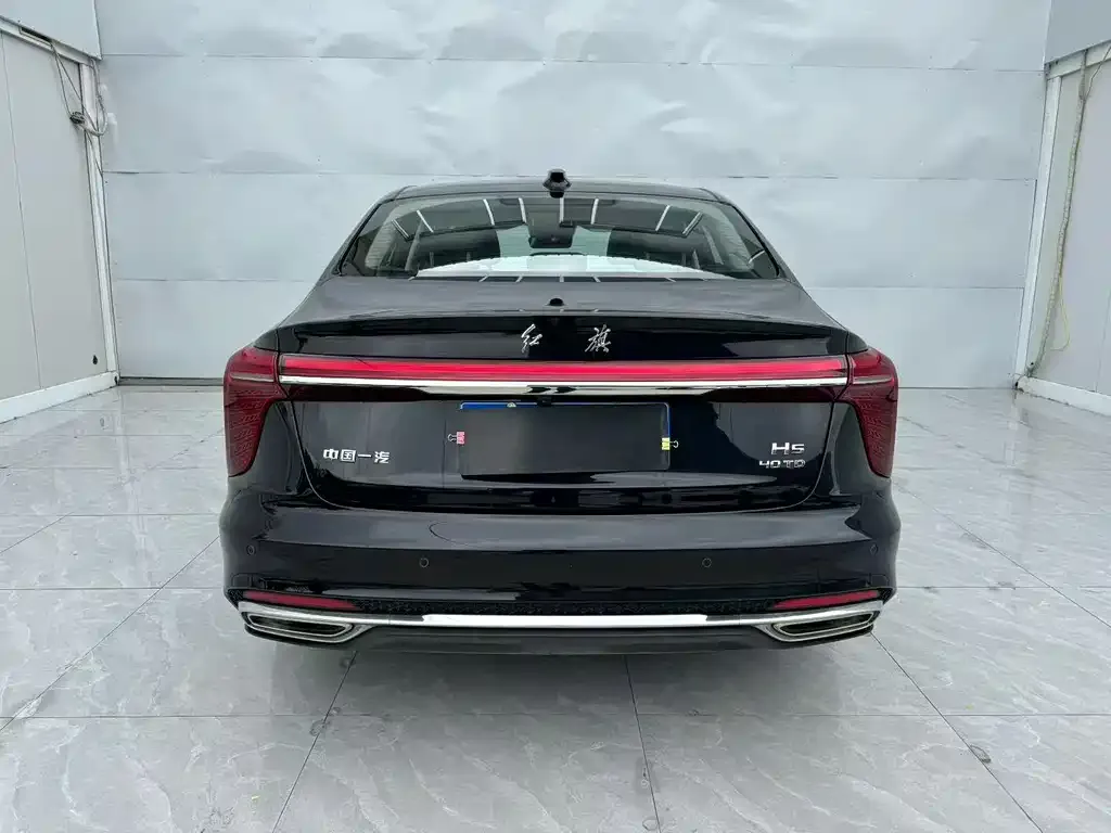 Hongqi H5 — фото 4