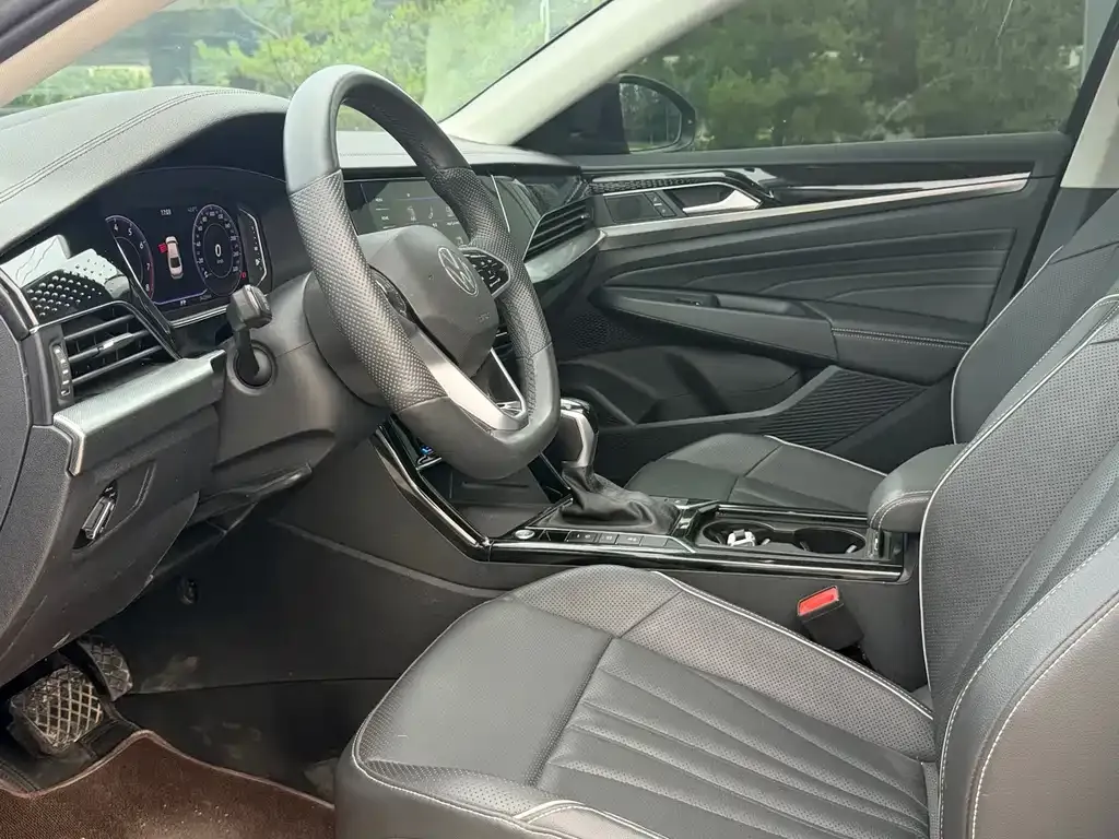 Volkswagen Passat — фото 7