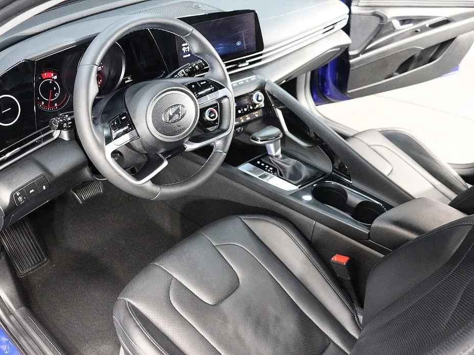 Hyundai AVANTE 2021 из KR, фото 10