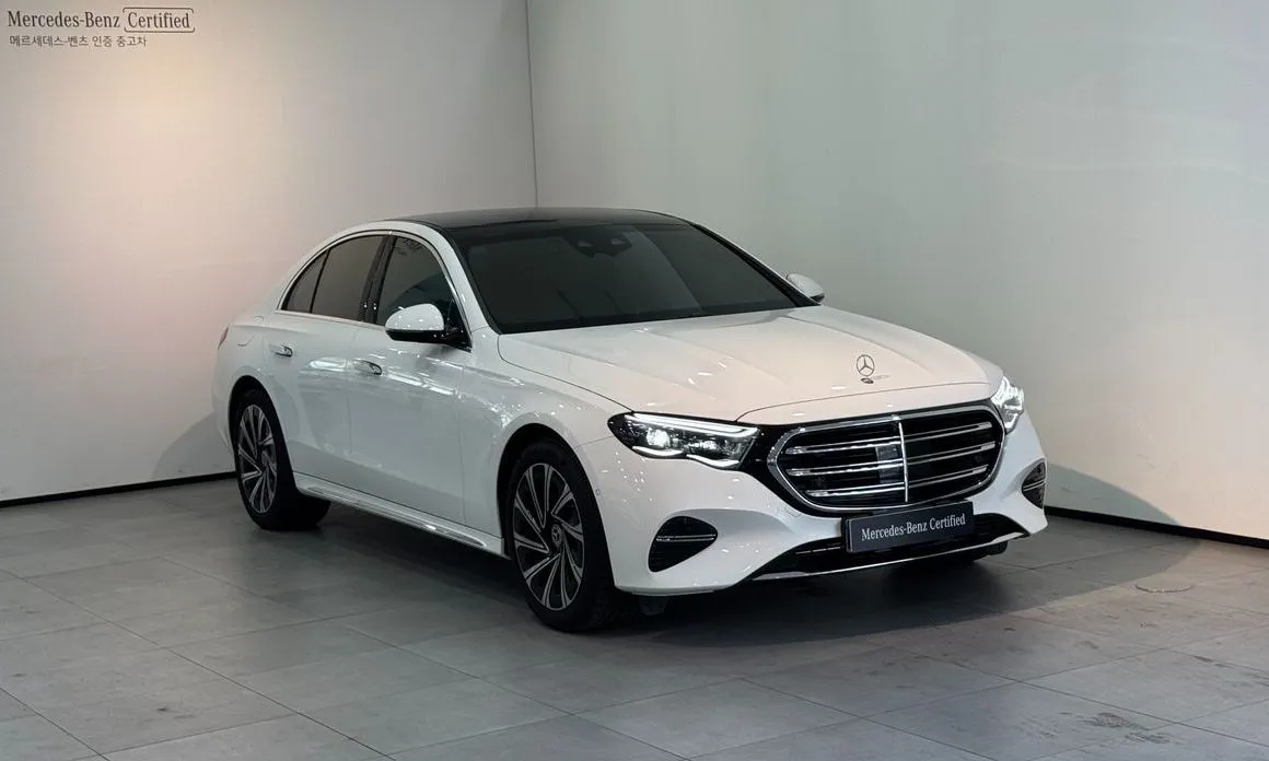 Mercedes-Benz E-Class — фото 1