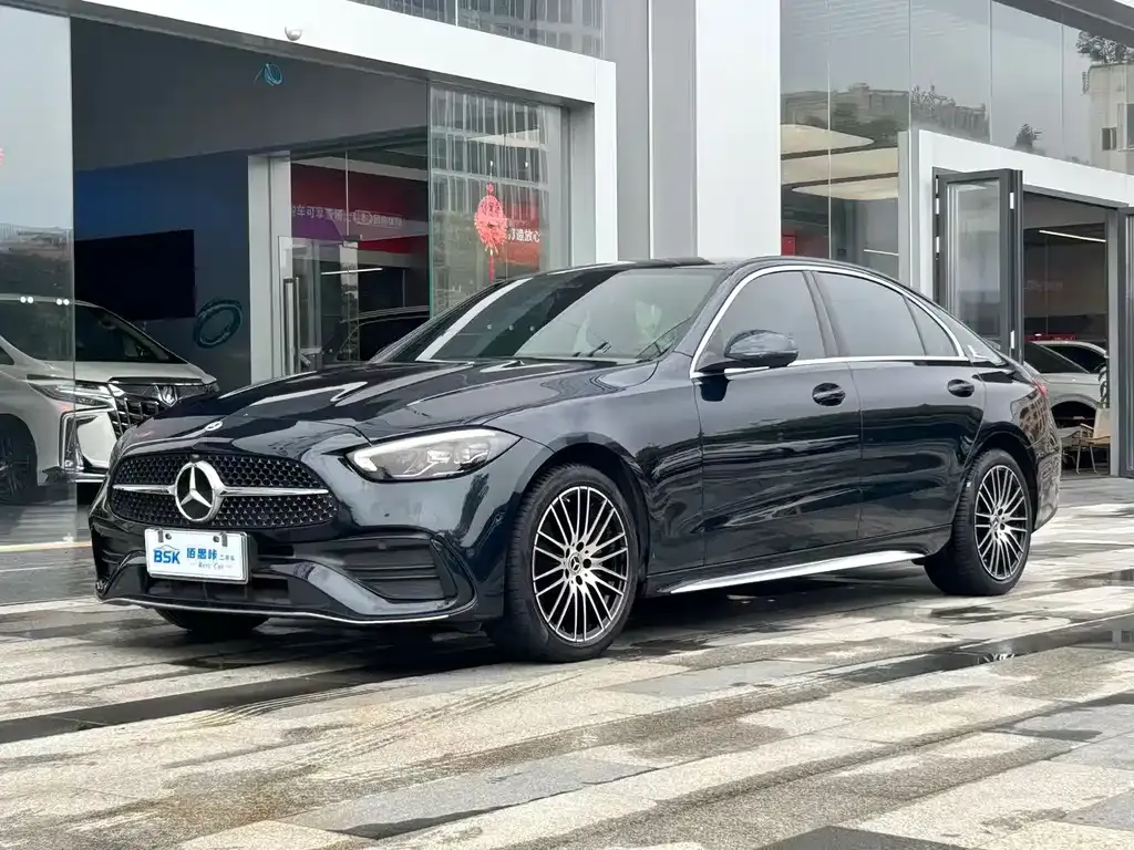 Mercedes-Benz C-Class — фото 1