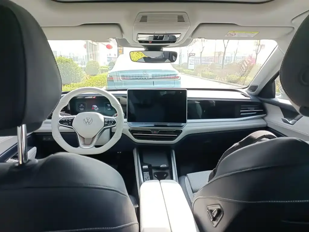Volkswagen Passat — фото 7