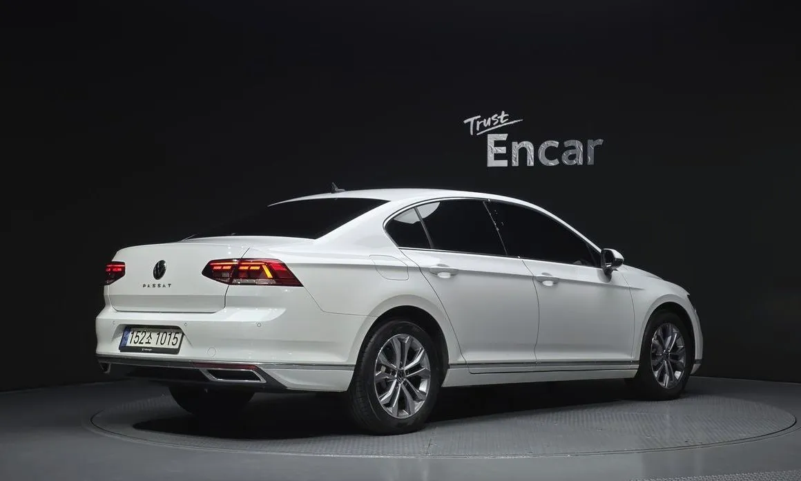 Volkswagen Passat 2022 из KR, фото 8