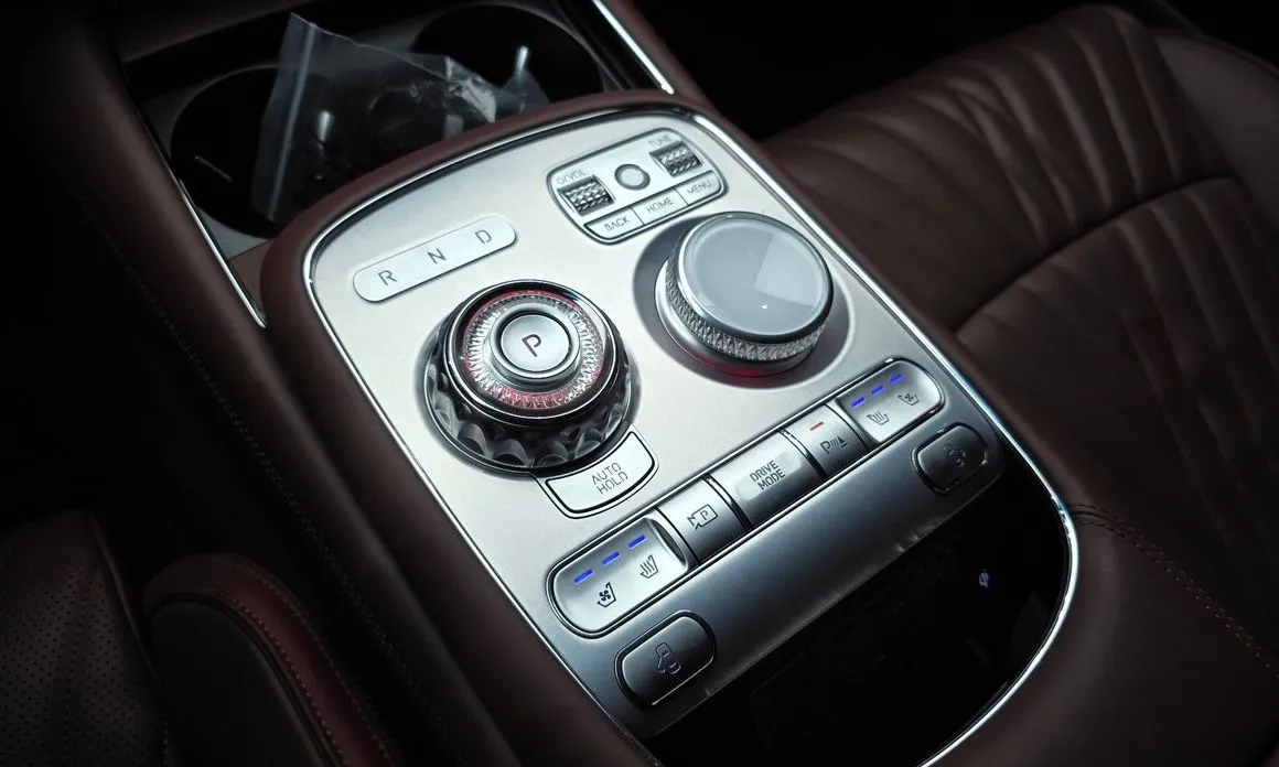 Genesis G90 — фото 4