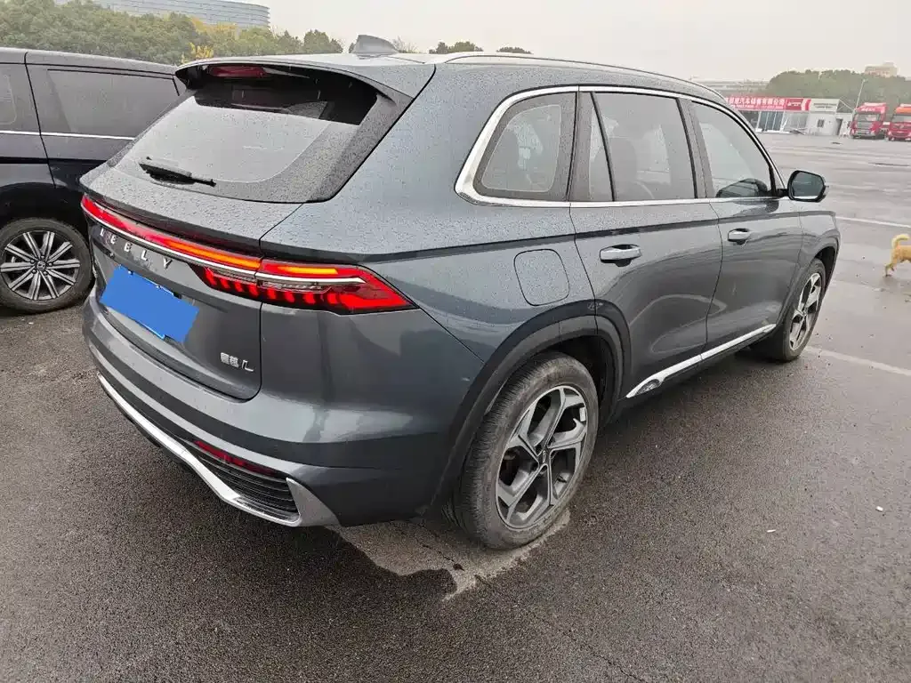 Geely Xingyue L — фото 10