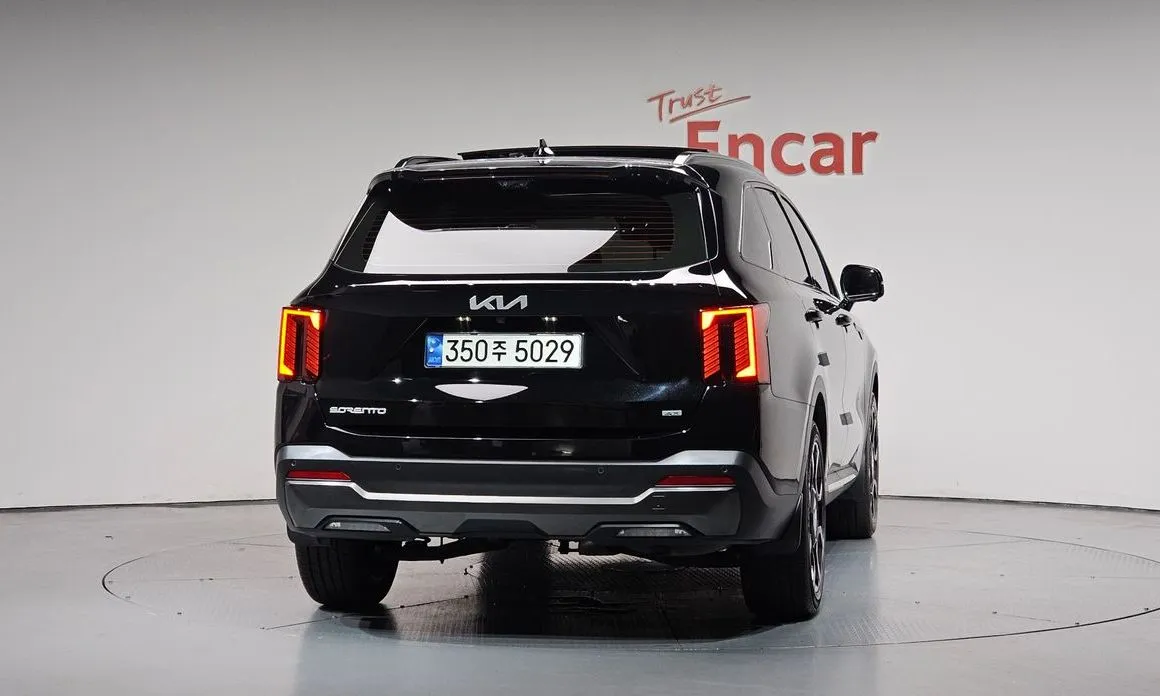 Kia Sorento — фото 7