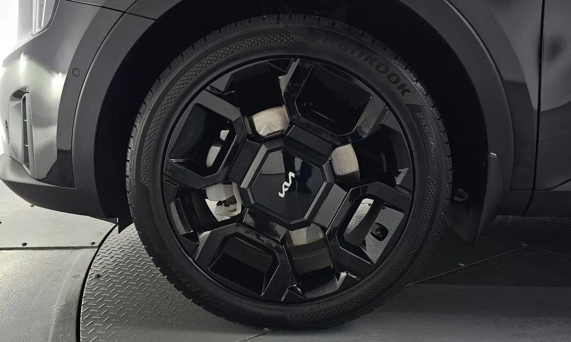 Kia Sorento — фото 10