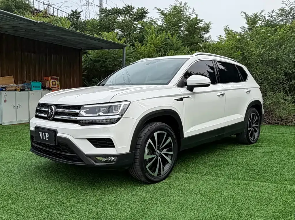 Volkswagen Tharu — фото 1