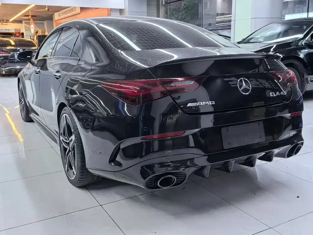 Mercedes-Benz CLA AMG — фото 5