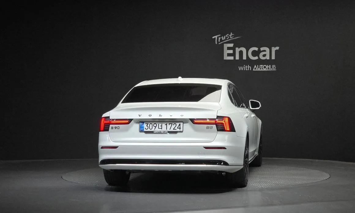 Volvo S90 2026 из KR, фото 9