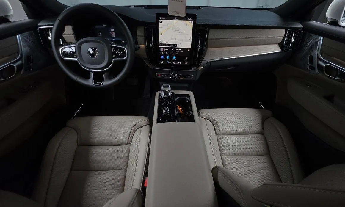 Volvo S90 2026 из KR, фото 4