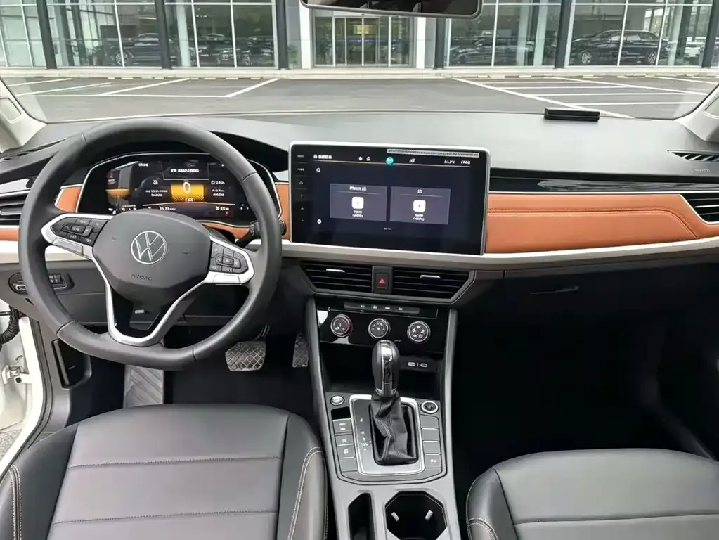 Volkswagen Bora 2022 из CN, фото 4