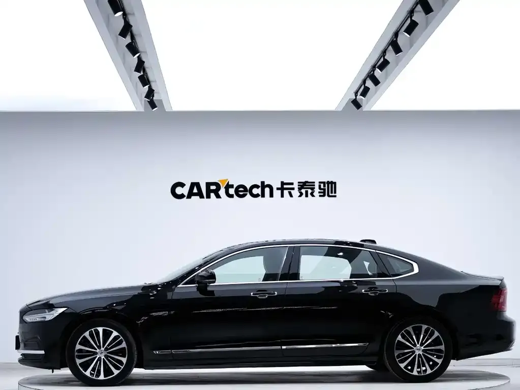 Volvo S90 — фото 9