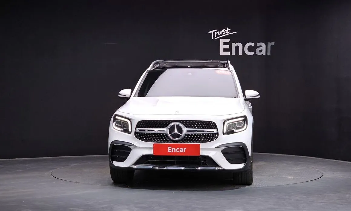 Mercedes-Benz GLB-Class — фото 10