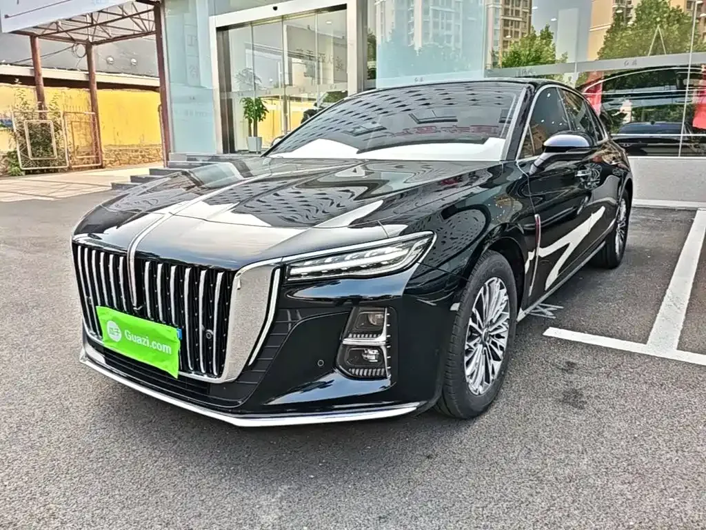 Hongqi H5 — фото 1