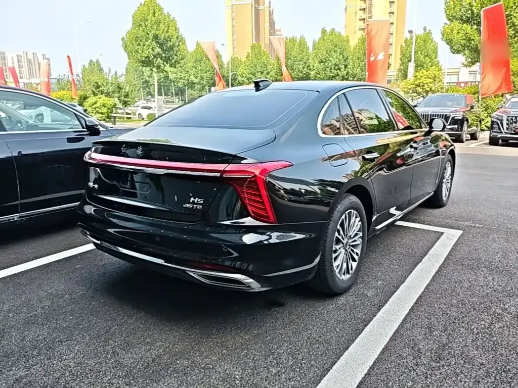 Hongqi H5 — фото 6
