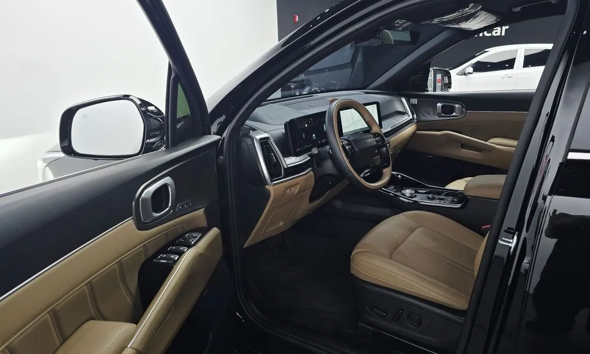 Kia Sorento — фото 8
