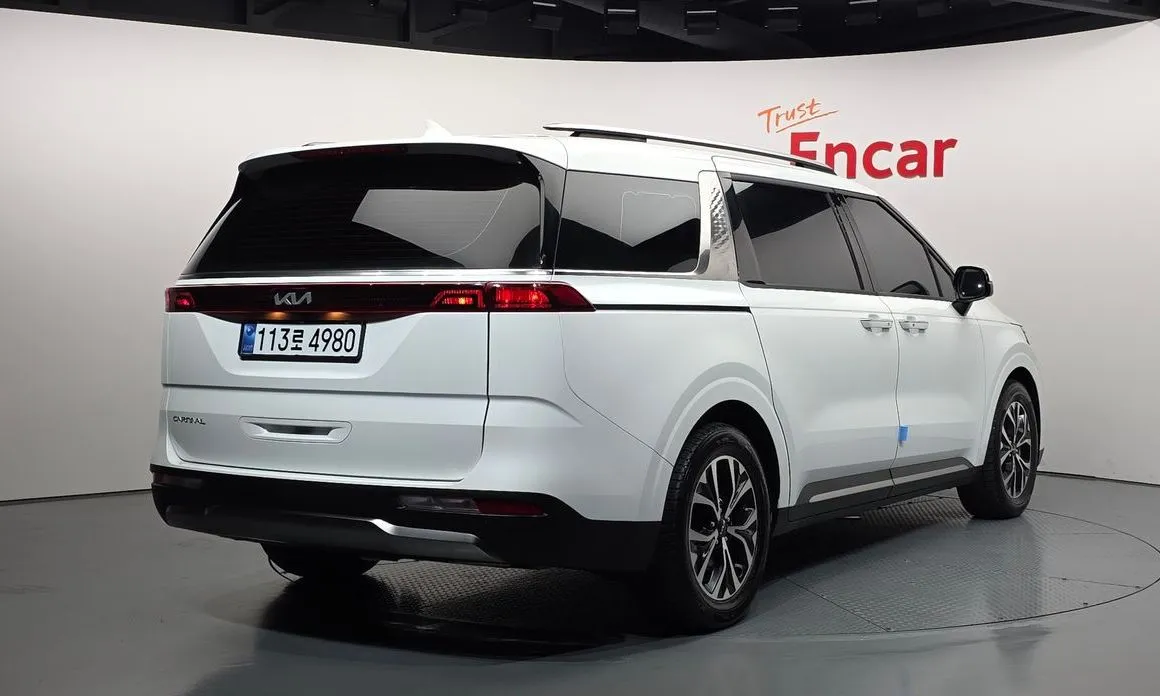 Kia Carnival 2023 из KR, фото 4