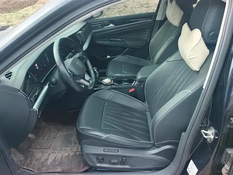 Volkswagen Passat — фото 8