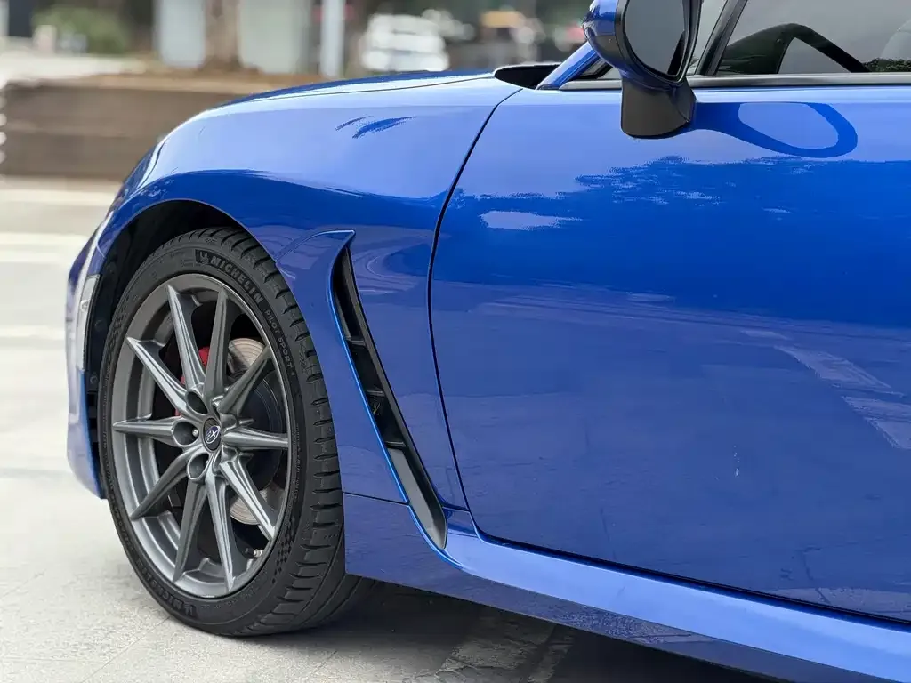 Subaru BRZ — фото 4