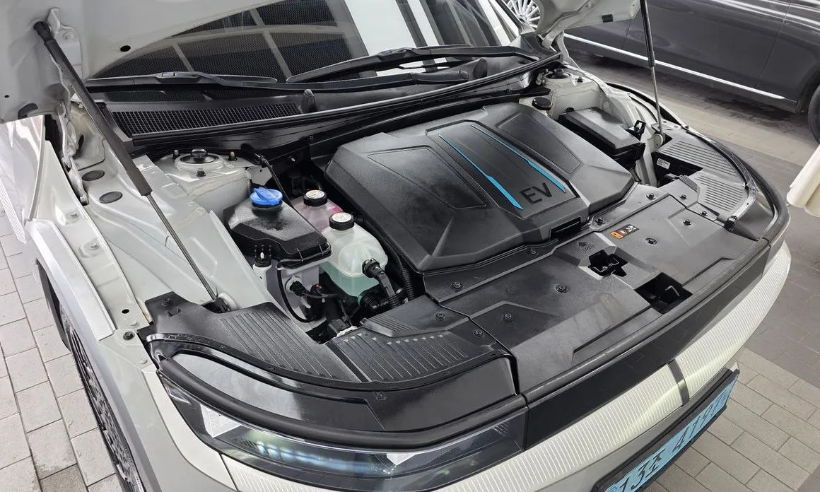 Hyundai Ioniq5 — фото 9
