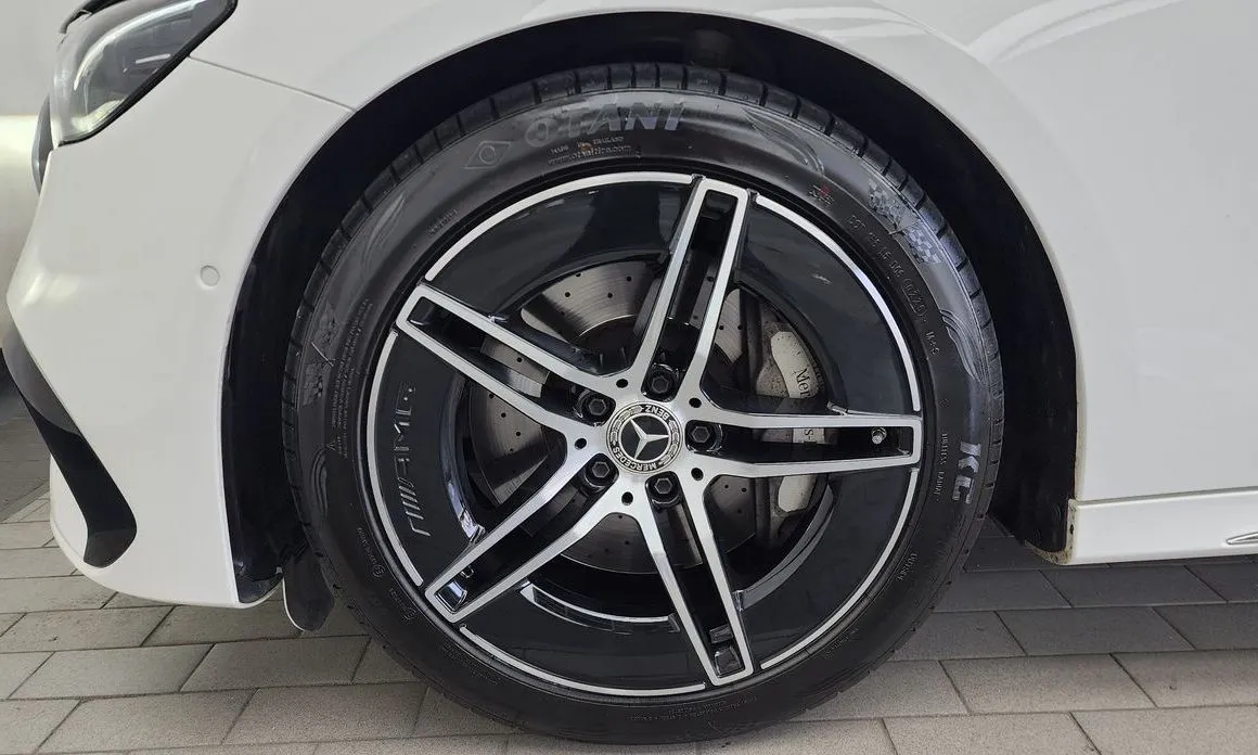 Mercedes-Benz E-Class 2024 из KR, фото 7