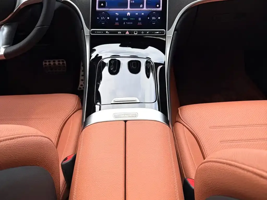 Mercedes-Benz GLC 2024 из CN, фото 2