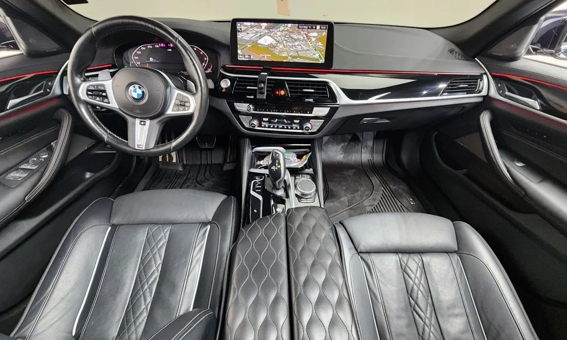 BMW 5-Series 2023 из KR, фото 10