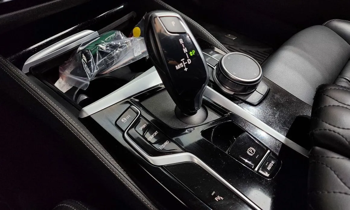 BMW 5-Series 2023 из KR, фото 7