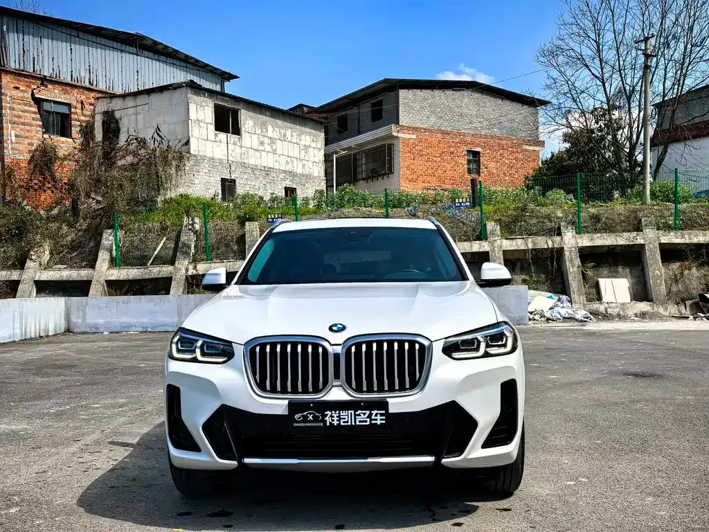 BMW X3 — фото 9