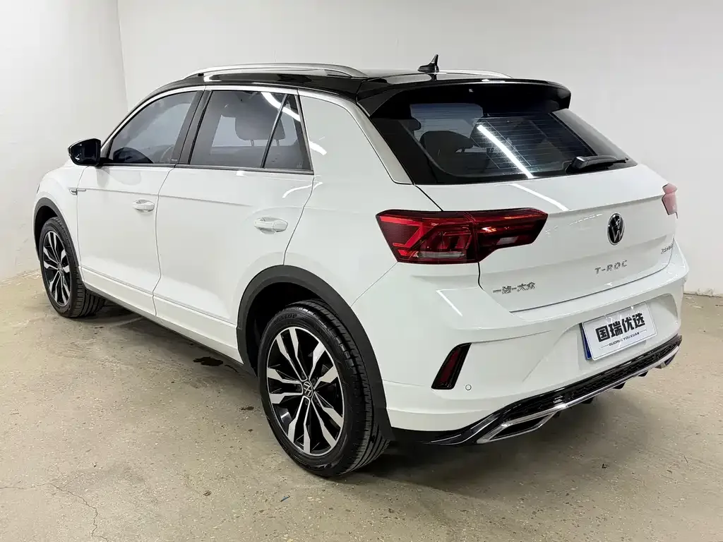 Volkswagen T-Roc — фото 4