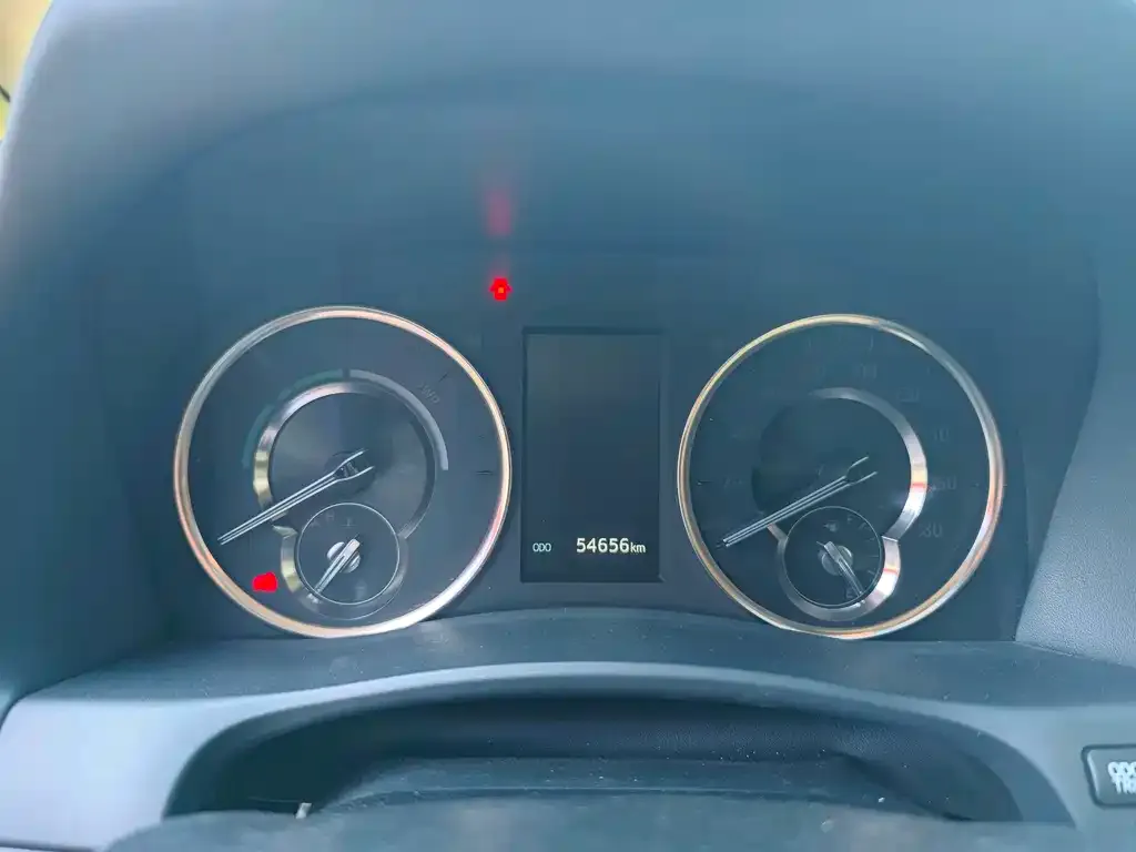 Toyota Alphard — фото 2