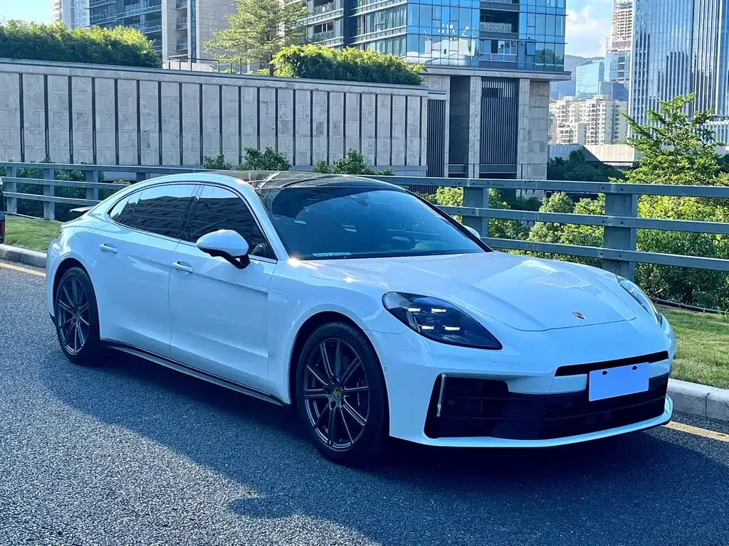 Porsche Panamera — фото 10