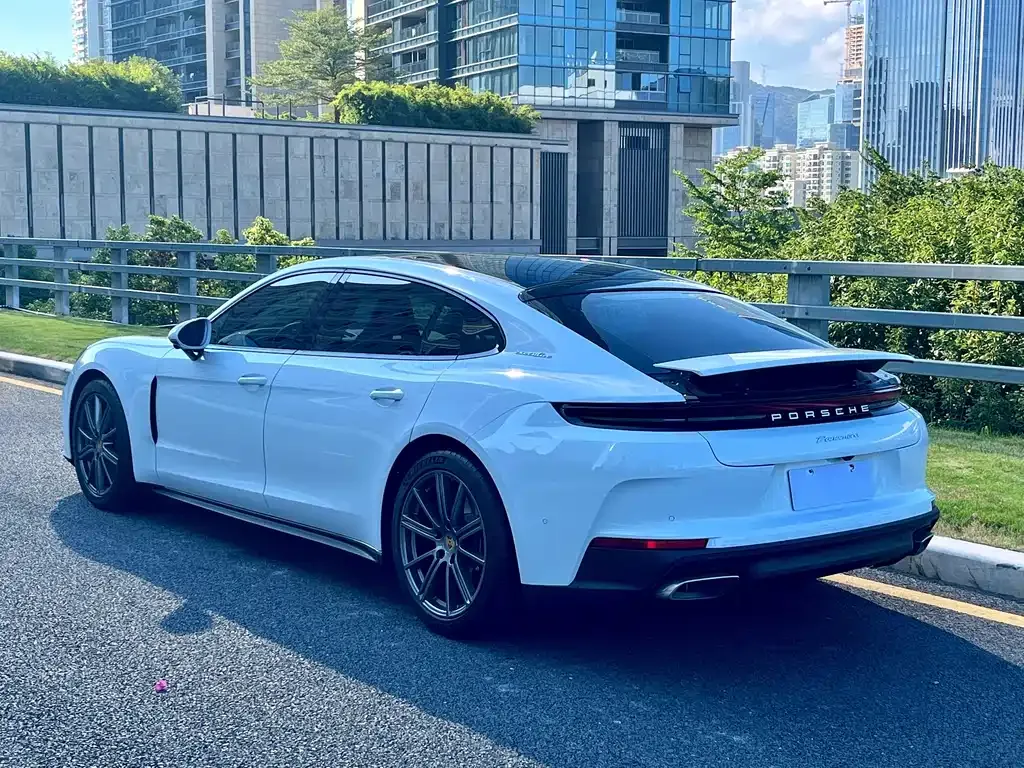 Porsche Panamera — фото 9