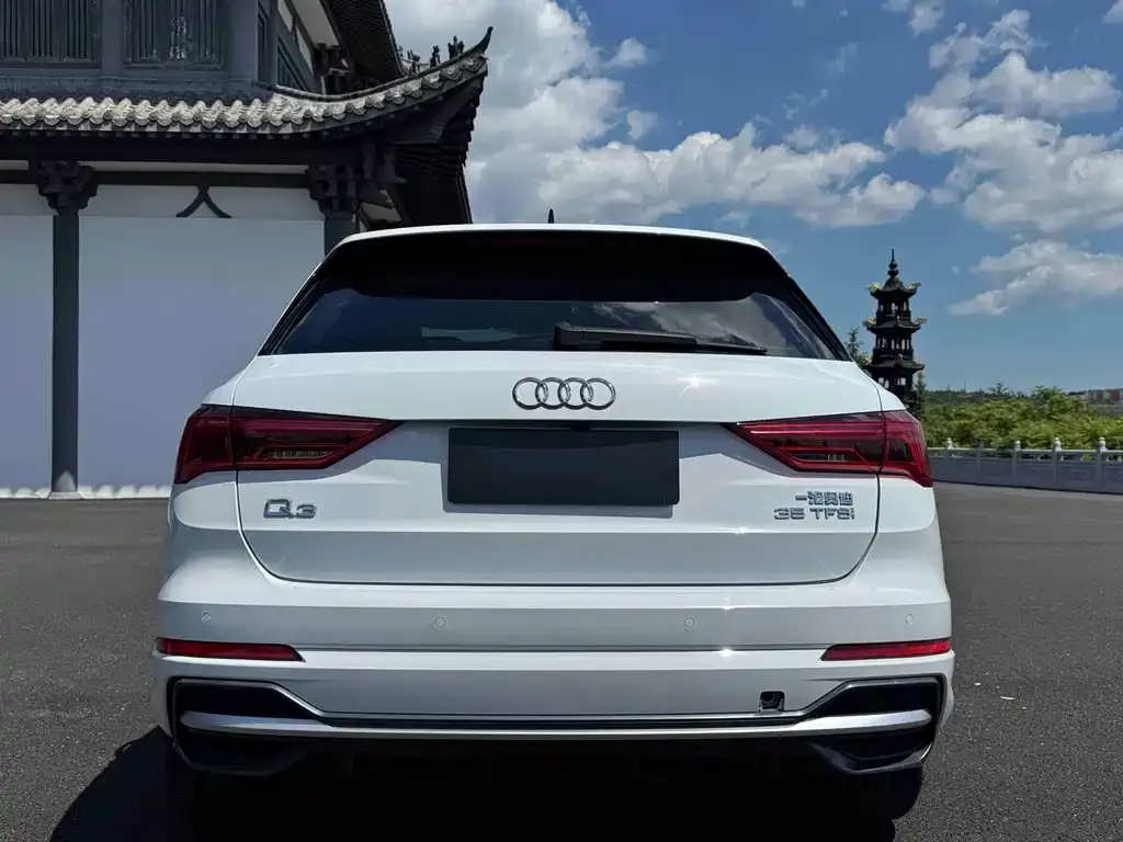 Audi Q3 — фото 2