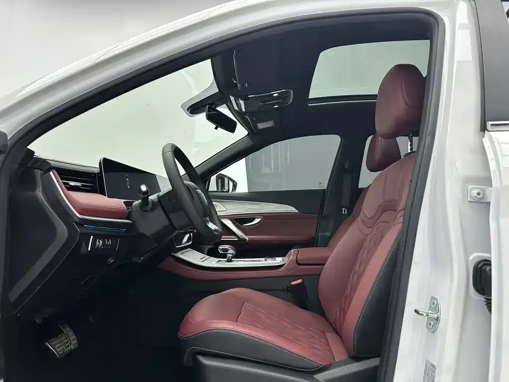 Jetour X70 PLUS — фото 10
