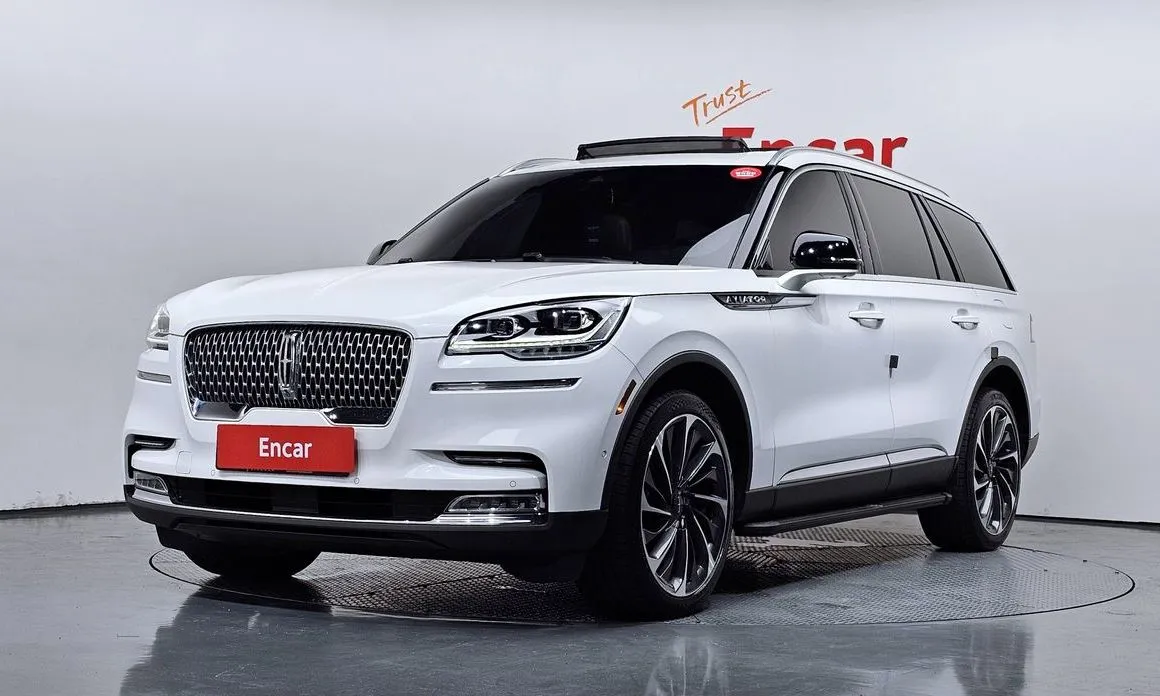 Lincoln Aviator — фото 1