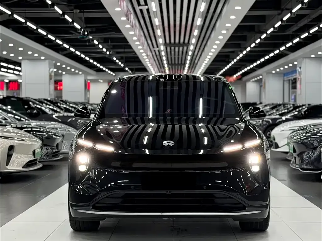 NIO EC6 — фото 7