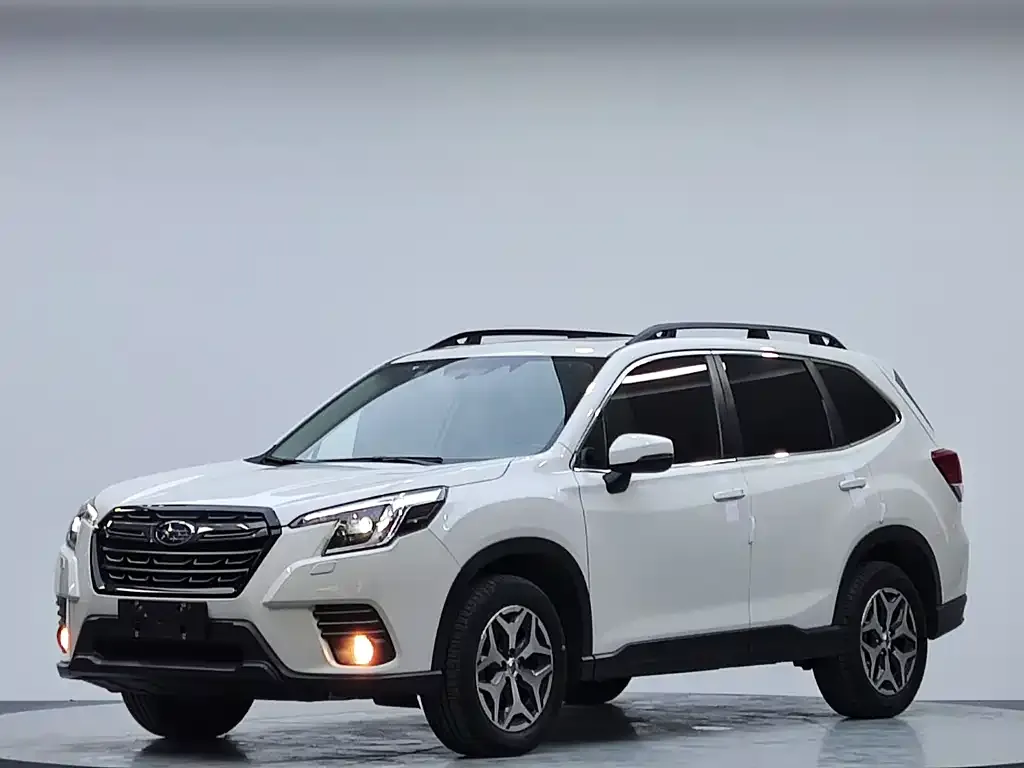 Subaru Forester — фото 6