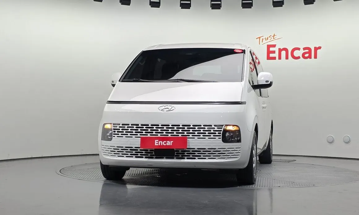 Hyundai Staria — фото 3